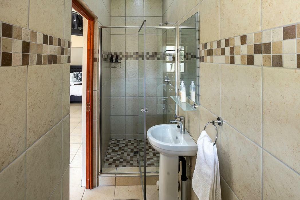 Kiyala Guest Farm Hotel Mbombela Екстериор снимка